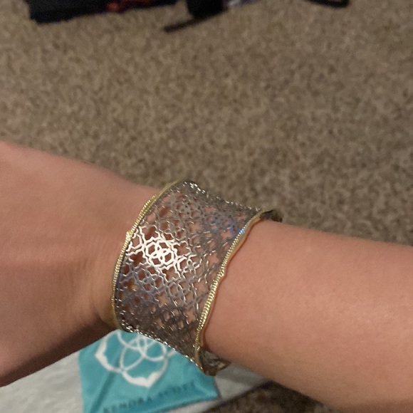 Kendra Scott Candice gold cuff - Picture 3 of 3